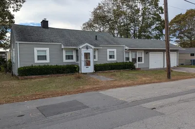 82 Oakside Ave