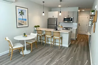 10 Somerset Ave #U304 1