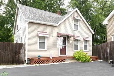 4 Phillips St 1