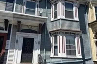 570 E Broadway 1