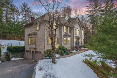 36 Shannon Ln