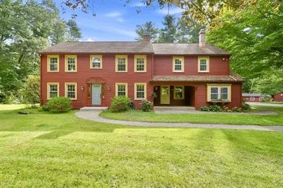 36 Honey Pot Road 1