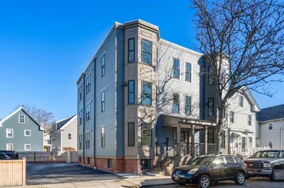 43-45 Blossom St #2