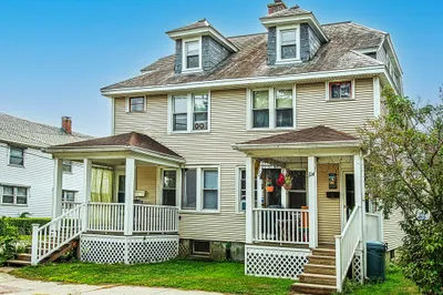 104-106 Everett St 1