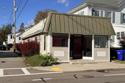 323 Main St 1