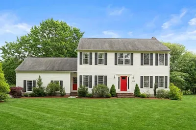 419 Hudson Road 1