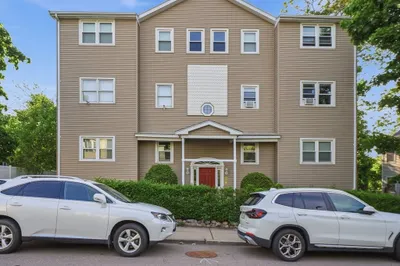 59 Monadnock St #8