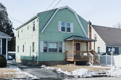 410 Elm St