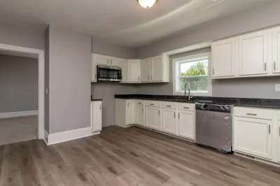 30 Chandler Ave #1 1