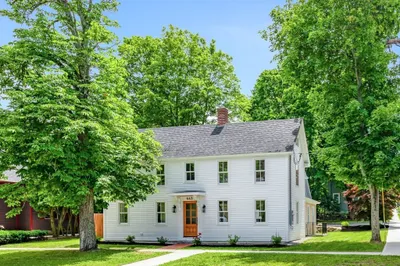 443 Merrimac St 1