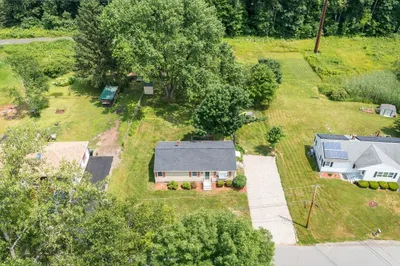 11 Leo Drive 1
