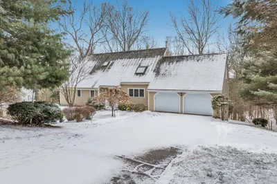 26 Farm Hill Rd