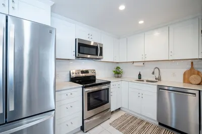 22 Ninth St #306 1