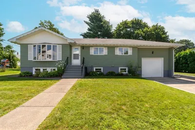 26 Woodland Ave 1