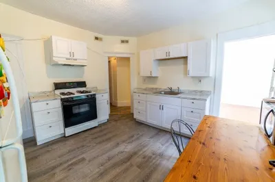 34 Bowdoin St 1