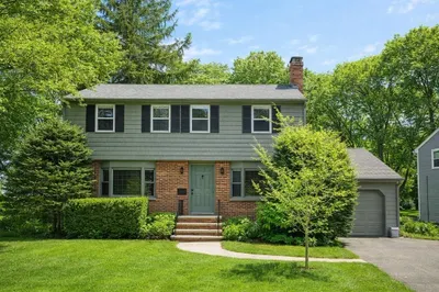 40 Dean Rd