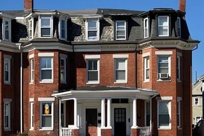 135 Galen St #3 1