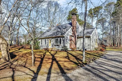 14 Fallon Rd