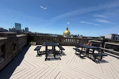 21 Beacon St #8A 1