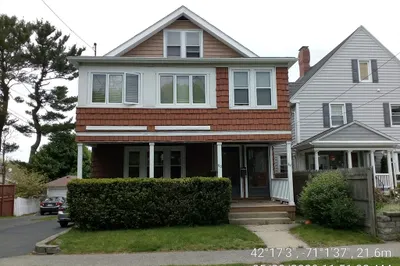 80 Russell St 1