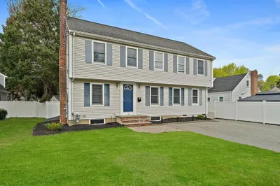 43 Parkside Ave