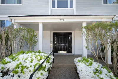 297 Temple Street #21 1