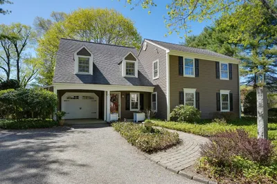 4 Newell Dr 1