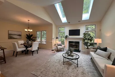 7 Stonegate Lane #7