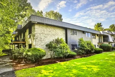 12 Strawberry Bank Rd #11 1