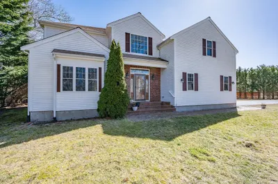 2 Centerville Ave 1