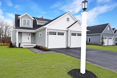 32 Pebble Beach Drive