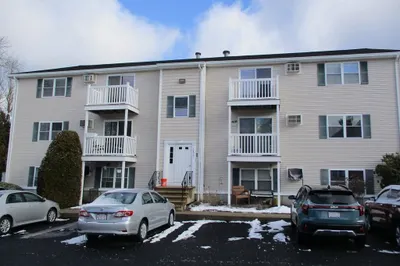 1475 Braley Rd #21 1