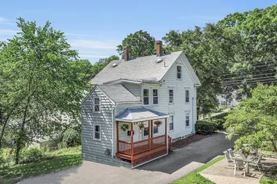 712 East St 1