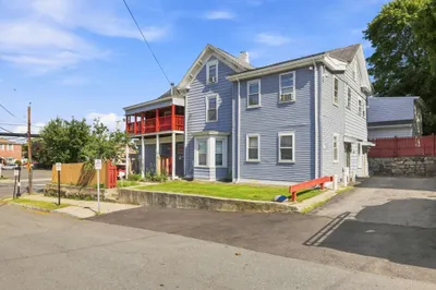 427 Broadway 1