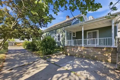 501 Pine St 1