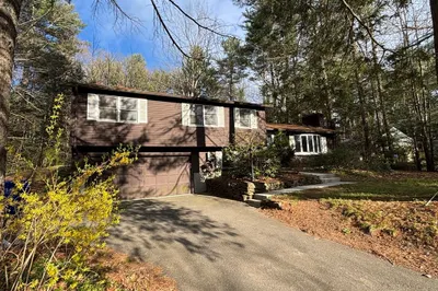 156 Aubinwood Rd 1