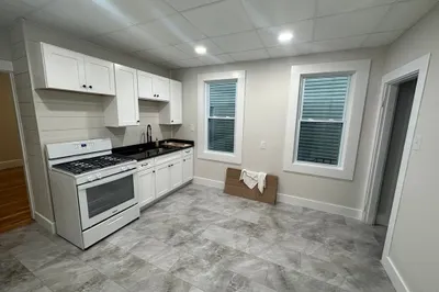 24 Melvin St #1
