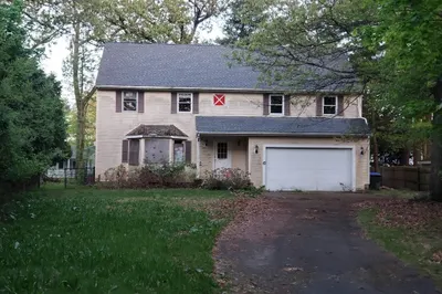 6 Briar Rd