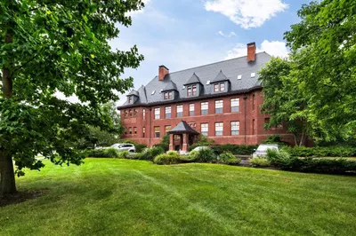 33 Forest Street #310