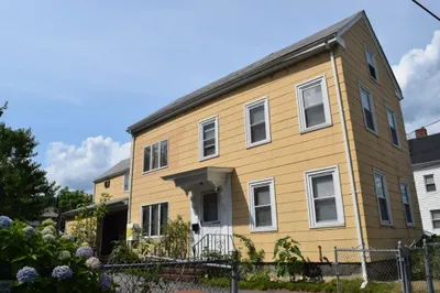 51 Holten St