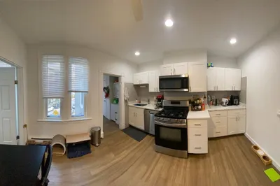 254 Windsor St #2L