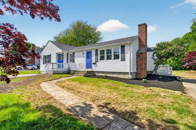 61 Stevens Rd 1