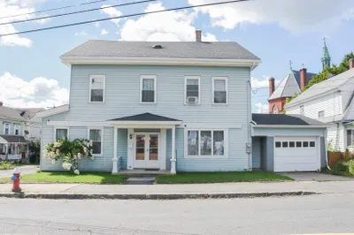 38 Pleasant St 1