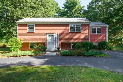 281 Oak St 1