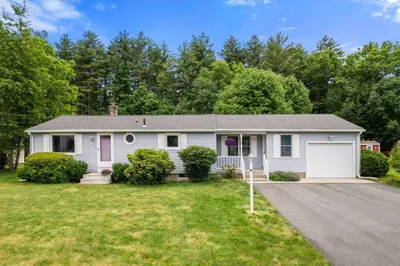 25 Wehr Rd