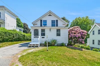 129 Essex St 1