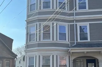 203 High Street 1