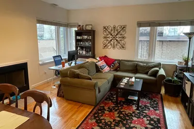 110 Strathmore Rd #401