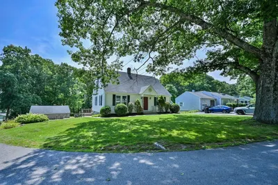 51 New Boston Rd