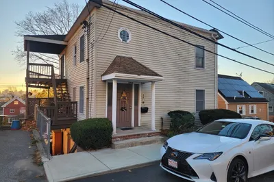 31 Hillside Ave #1 1